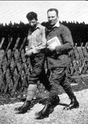 Hermann Gradnauer zusammen mit Moshe Shilo (früher Brachmann)